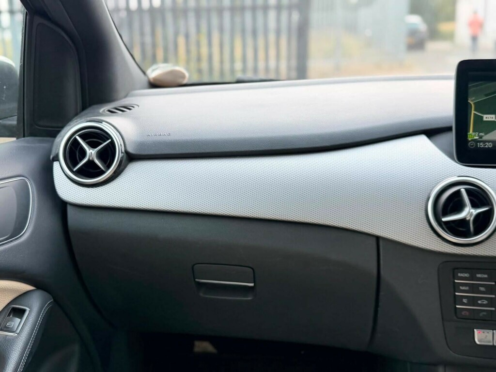 Mercedes-Benz B Class 2.1 B200d Sport Black #49