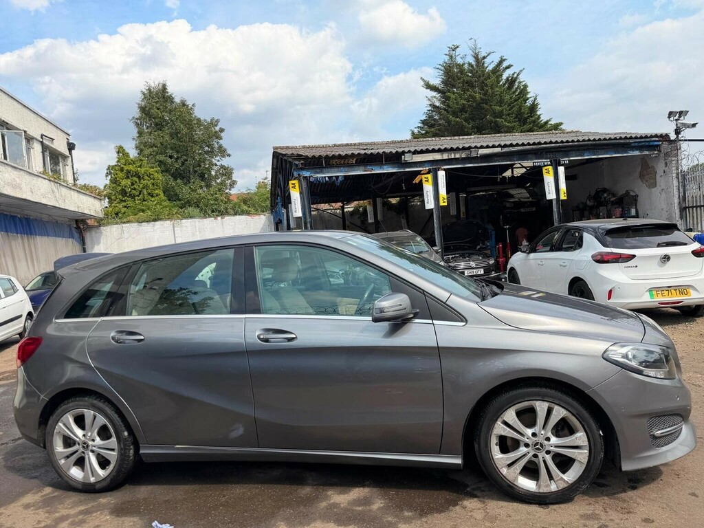 Mercedes-Benz B Class 2.1 B200d Sport Black #13