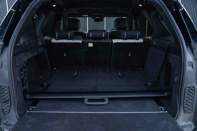 Land Rover Discovery 3 .0 D300 Mhev R-dynamic Hse White #41