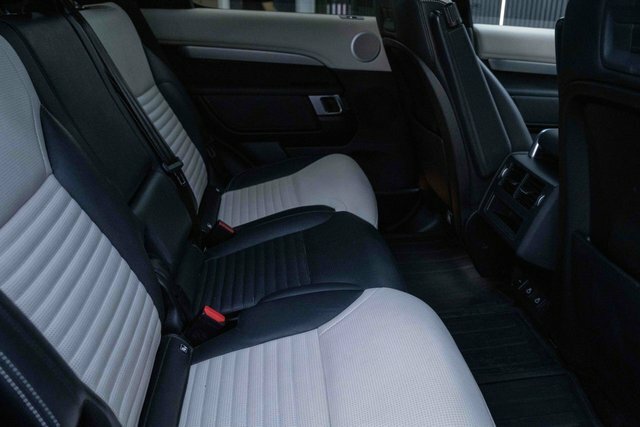 Land Rover Discovery 3 .0 D300 Mhev R-dynamic Hse White #37
