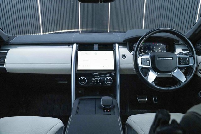Land Rover Discovery 3 .0 D300 Mhev R-dynamic Hse White #13
