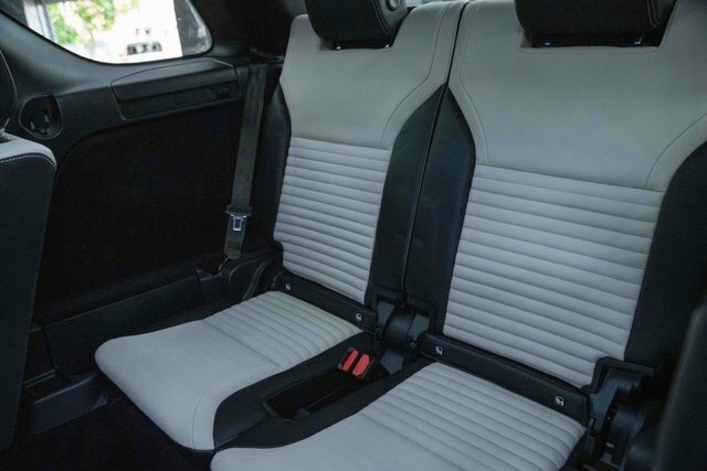 Land Rover Discovery 3 .0 D300 Mhev R-dynamic Hse White #39