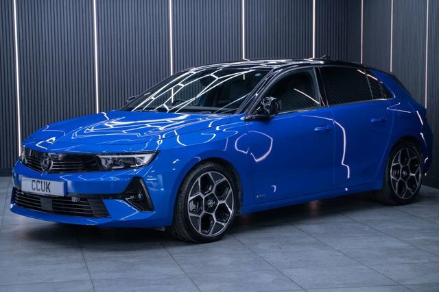 Vauxhall Astra 1.6 12.4Kwh Ultimate Hatchback Plug-in Blue #3