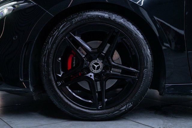 Mercedes-Benz A Class 1.3 A180 Amg Line Executive Hatchback Black #5