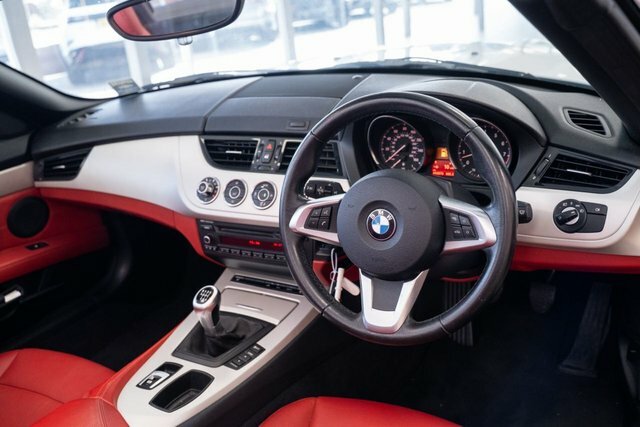 BMW Z4 2.0 Z4 Sdrive20i Black #13