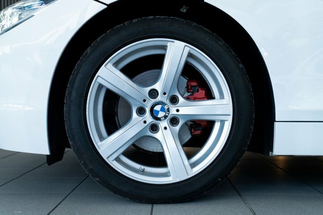 BMW Z4 2.0 20I Convertible Sdrive Euro White #6