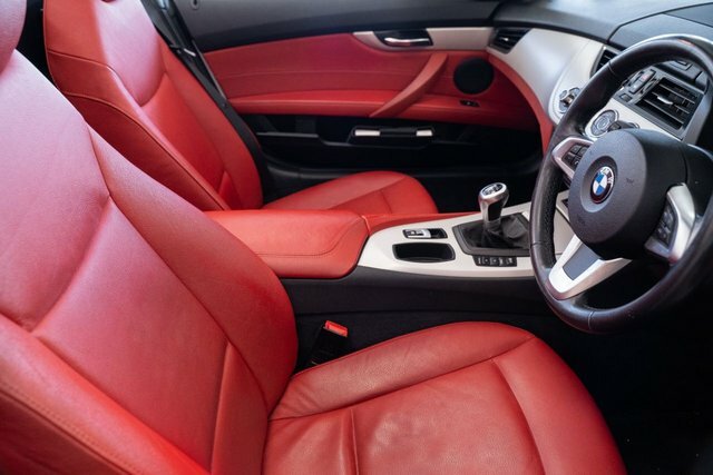 BMW Z4 2.0 Z4 Sdrive20i Black #15