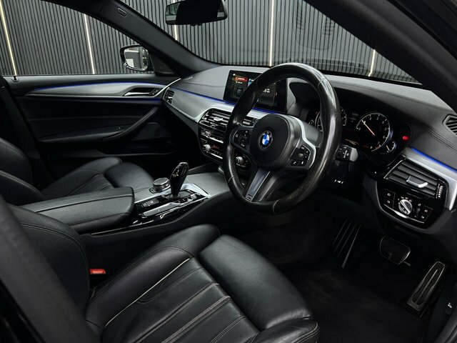 BMW 5 Series 2.0 520I M Sport Touring Euro 6 S Black #2