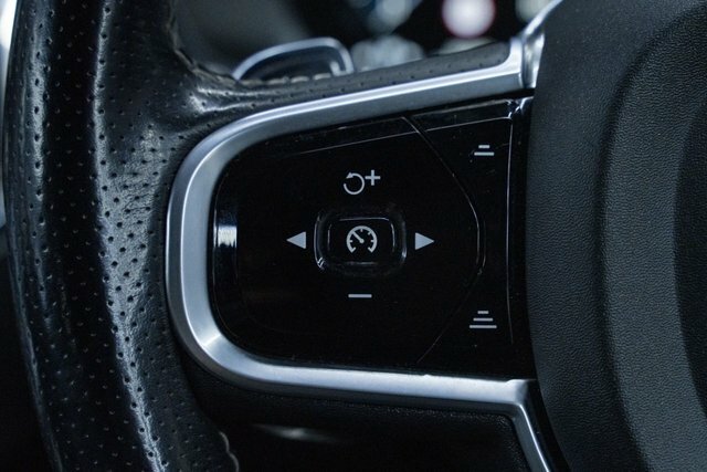 Volvo XC90 D5 Momentum 360 Camera Silver #21
