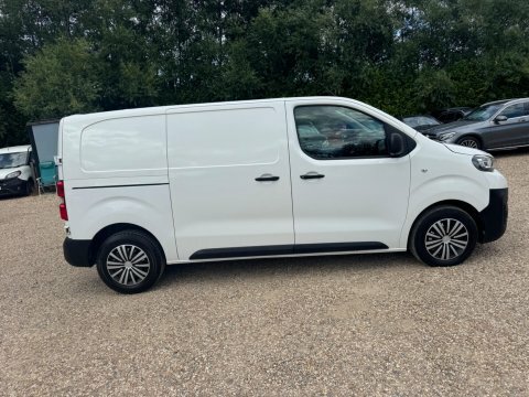 Peugeot Expert 2.0 L 2.0 Bluehdi 1400 Professional Standard Panel White #18