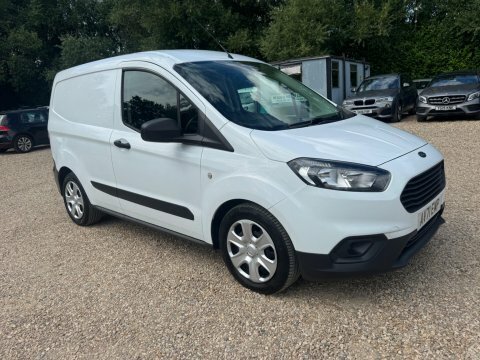 Ford Transit Courier Tdci 100Ps Limited Euro 6 With Air Con, 15 Alloys White #17