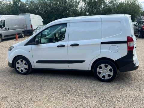Ford Transit Courier Tdci 100Ps Limited Euro 6 With Air Con, 15 Alloys White #9