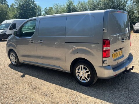 Vauxhall Vivaro 2.0 Turbo D 3100 Sportive Crew Van L2 H1 Euro 6 S Grey #8