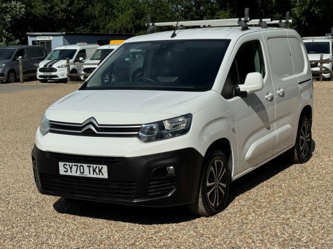 Citroen Berlingo 1.2 1000 Puretech White #6