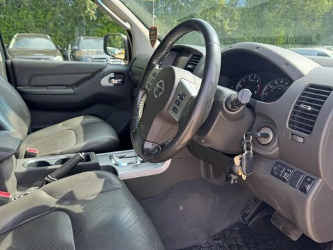 Nissan Navara 2.5 Dci Tekna Double Cab Pickup 4Wd Euro 5 Grey #21