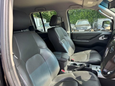 Nissan Navara 2.5 Dci Tekna Double Cab Pickup 4Wd Euro 5 Grey #25