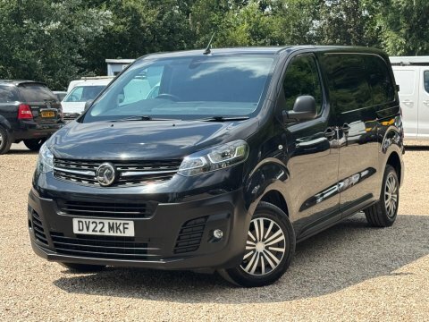 Vauxhall Vivaro 1.5 Turbo D Black #3
