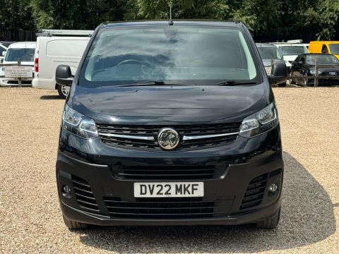 Vauxhall Vivaro 1.5 Turbo D Black #2