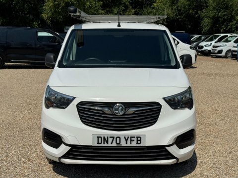 Vauxhall Combo 1.5 Turbo D White #2