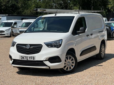 Vauxhall Combo 1.5 Turbo D White #3