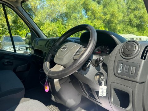 Nissan NV400 Dci 35 Tekna Panel White #23