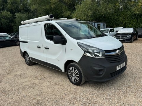 Vauxhall Vivaro 1.6 Cdti 2900 Biturbo Black #27