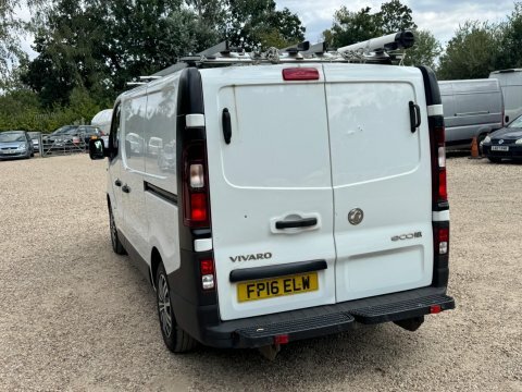 Vauxhall Vivaro 1.6 Cdti 2900 Biturbo Black #11