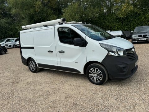 Vauxhall Vivaro 1.6 Cdti 2900 Biturbo Black #24