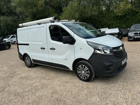 Vauxhall Vivaro 1.6 Cdti 2900 Biturbo Black #23
