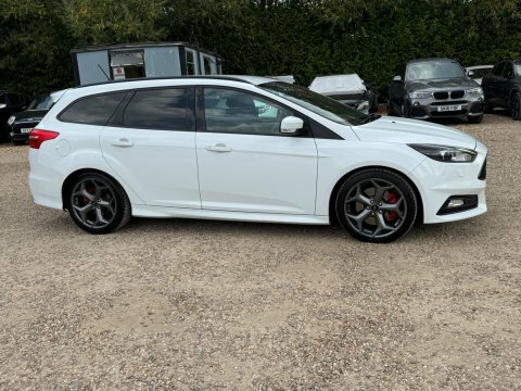 Ford Focus 1.0 Ecoboost 125 Titanium Navigation Black #16