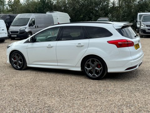 Ford Focus 1.0 Ecoboost 125 Titanium Navigation Black #10