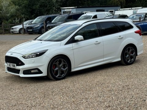 Ford Focus 1.0 Ecoboost 125 Titanium Navigation Black #7