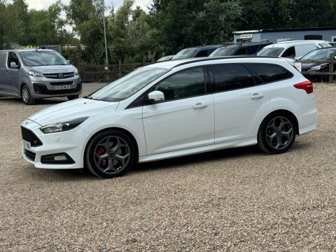 Ford Focus 2.0T Ecoboost St-3 White #6