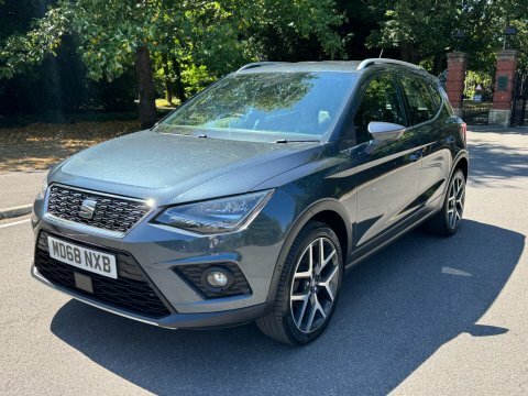 Seat Arona 1.0 Tsi Xcellence Grey #4