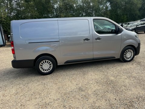 Toyota PROACE L2 Icon White #20