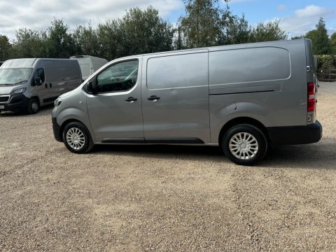 Toyota PROACE L2 Icon White #11
