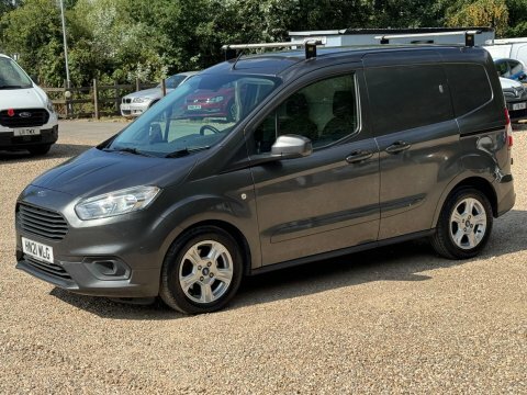 Ford Transit Courier Sport Tdci 100Ps - Roof Rails Grey #8