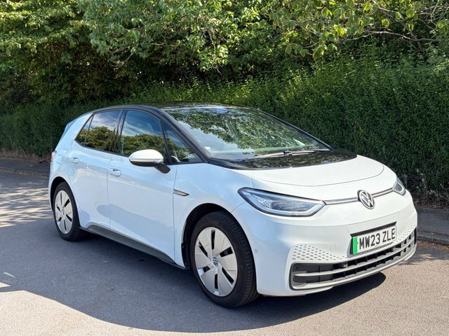 Volkswagen ID.3 Pro 58Kwh Family Hatchback 145 White #2