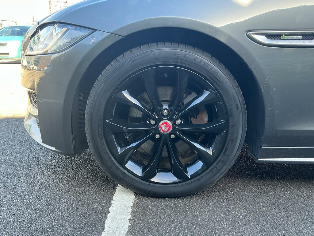 Jaguar XF R-sport Saloon Red #27