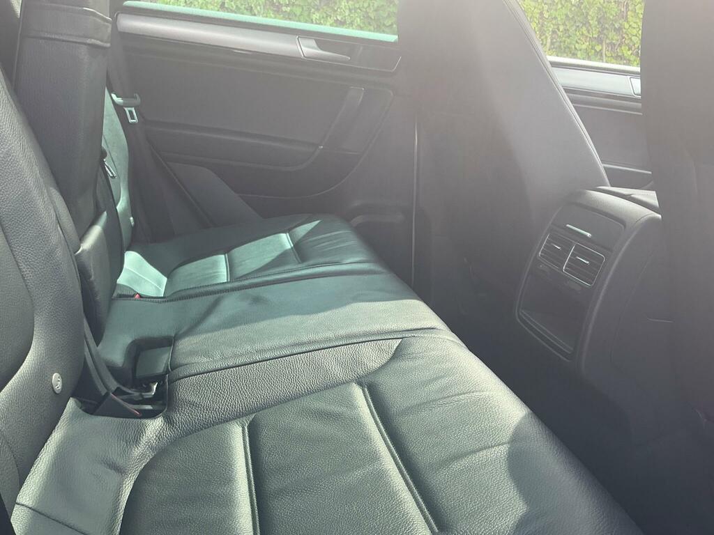 Volkswagen Touareg 3.0L V6 R-line Tdi Bluemotion Technology 2 Blue #22