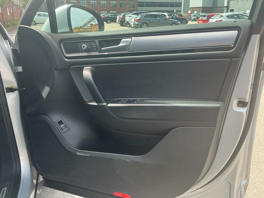 Volkswagen Touareg 3.0L V6 R-line Tdi Bluemotion Technology 2 Blue #31