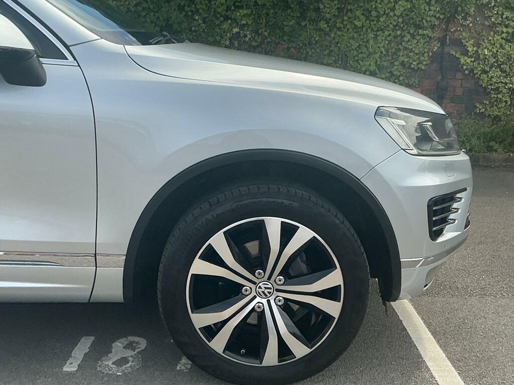 Volkswagen Touareg 3.0L V6 R-line Tdi Bluemotion Technology 2 Blue #36