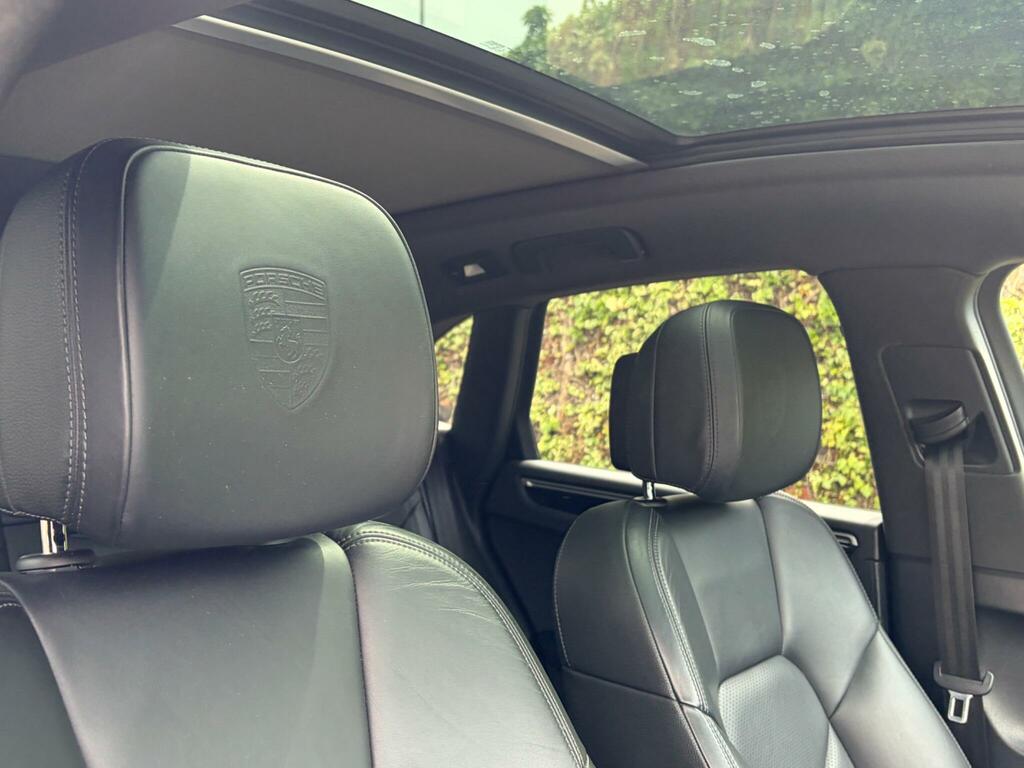 Porsche Macan 3.0T V6 S Suv Pdk 4Wd Euro 6 Ss 354 Black #16