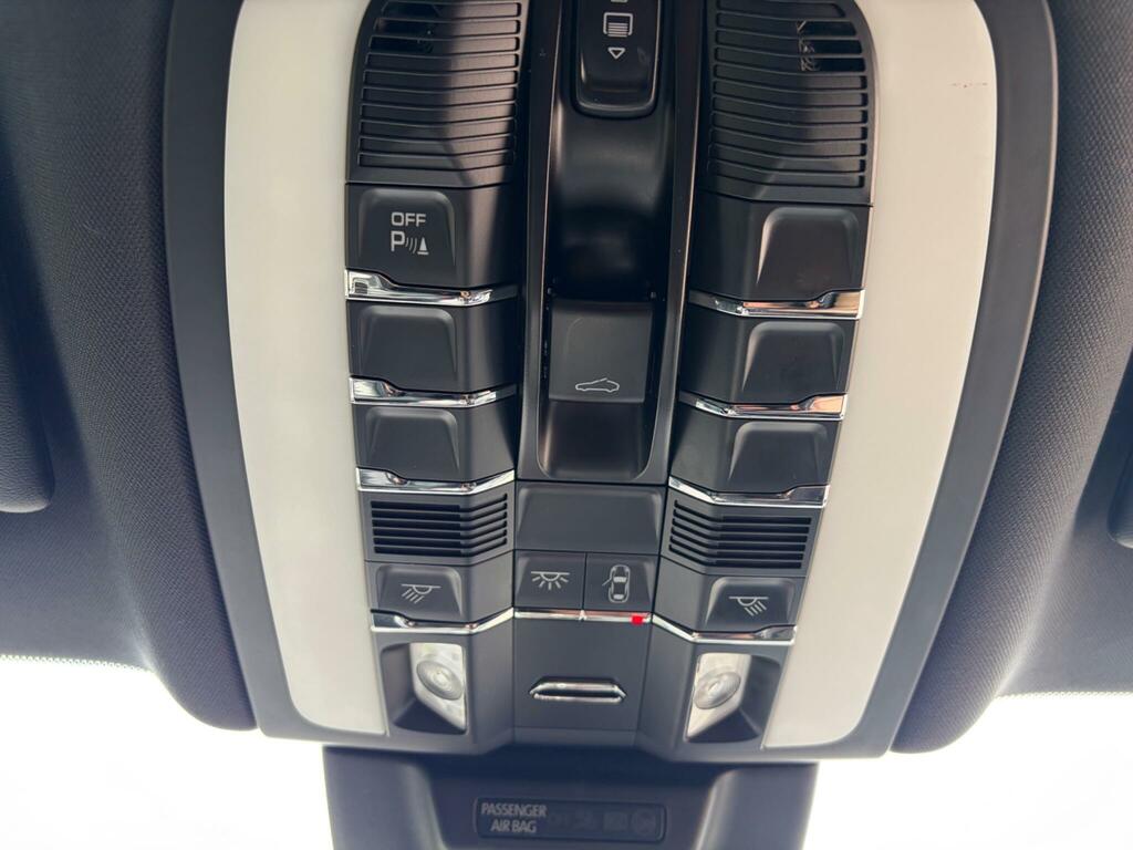 Porsche Macan 3.0T V6 S Suv Pdk 4Wd Euro 6 Ss 354 Black #22