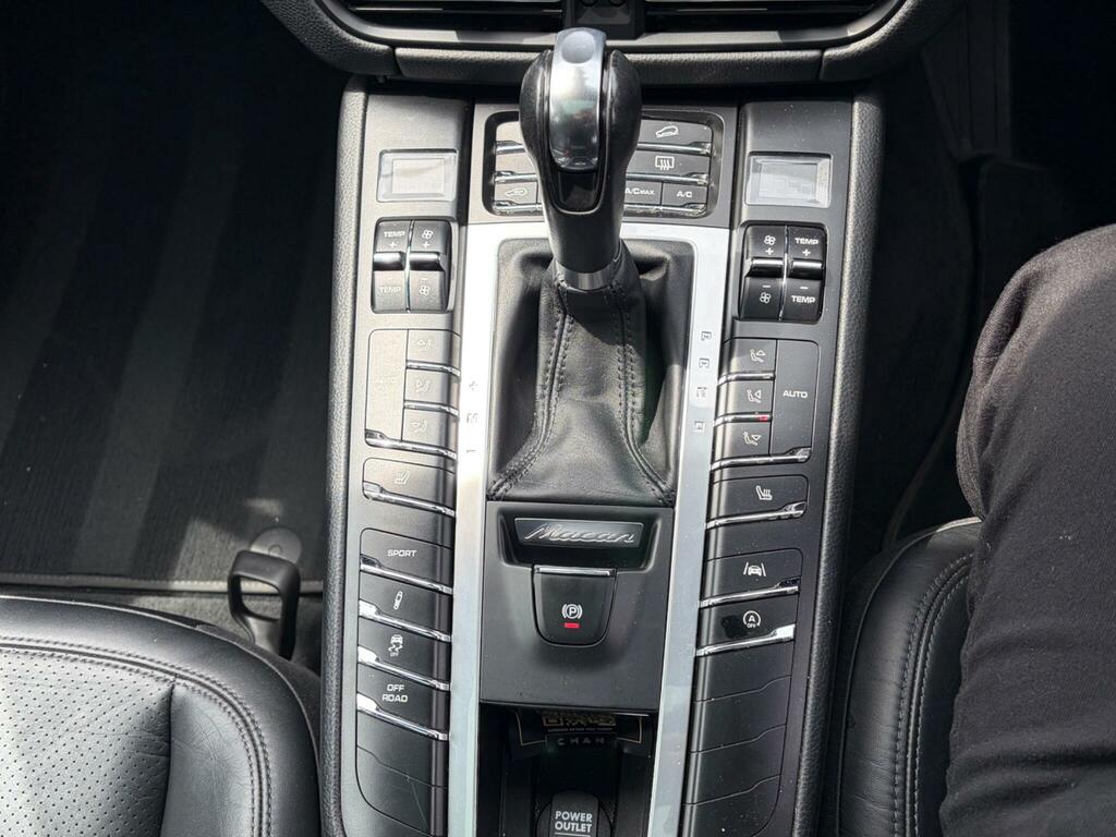 Porsche Macan 3.0T V6 S Suv Pdk 4Wd Euro 6 Ss 354 Black #12
