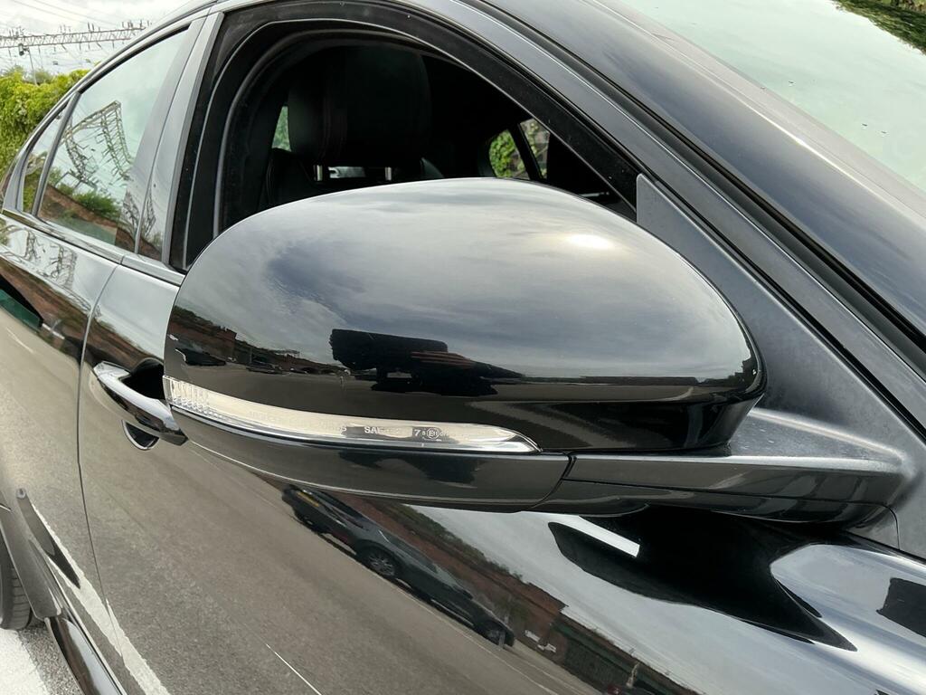 Jaguar XE 2.0 Gtdi Prestige Saloon Euro 6 S Red #39