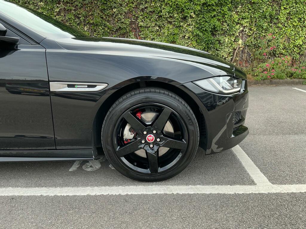 Jaguar XE 2.0 Gtdi Prestige Saloon Euro 6 S Red #31