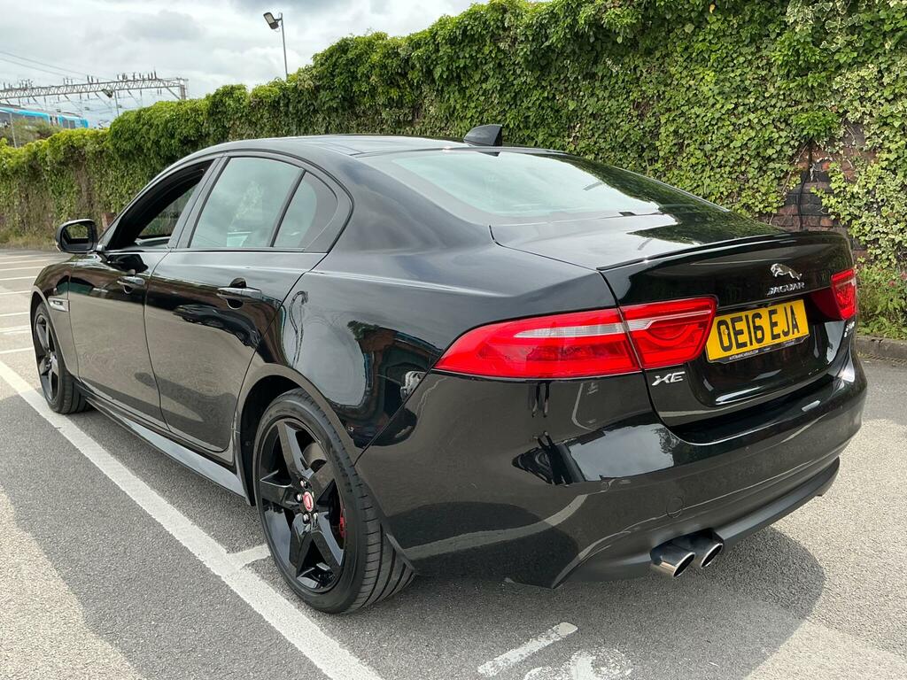 Jaguar XE 2.0D R-sport Awd Euro 6 Ss Black #4