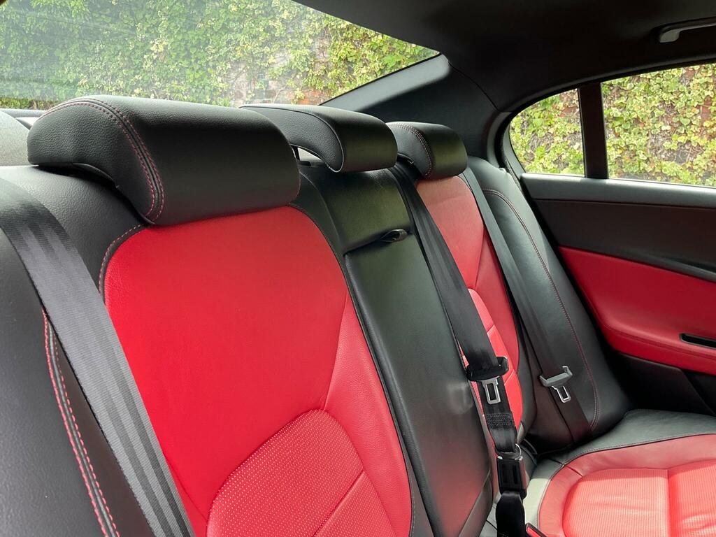 Jaguar XE 2.0 Gtdi Prestige Saloon Euro 6 S Red #16