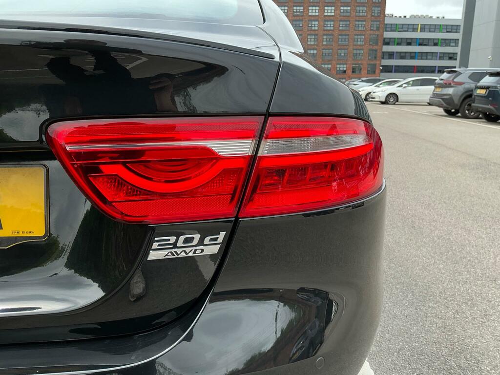 Jaguar XE 2.0 Gtdi Prestige Saloon Euro 6 S Red #43